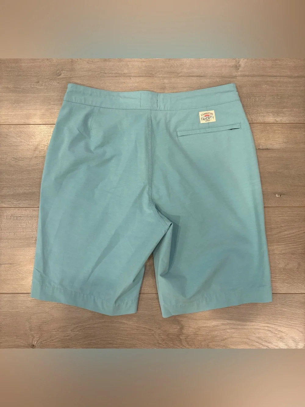 Faherty All Day Shorts Mens 31 Mint 9